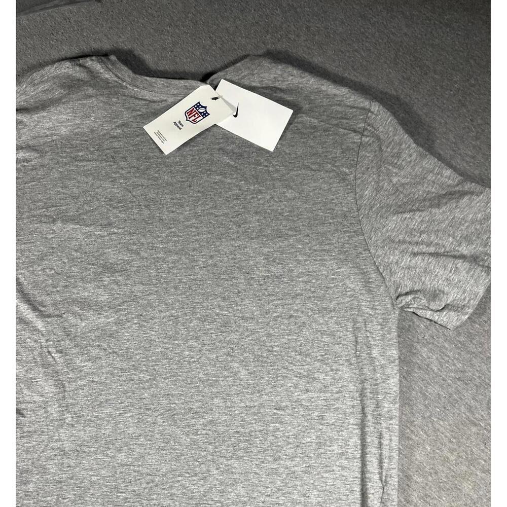 New with tags Atlanta Falcons Men’s Medium NFL Sports Gray Graphic T-Shirt - Picture 7 of 8